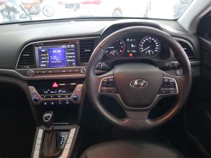 Hyundai Elantra 2.0 Elite - Image 9