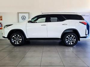 Toyota Fortuner 2.8GD-6 - Image 2
