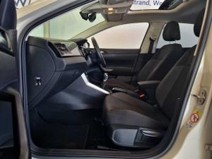 Volkswagen Polo hatch 1.0TSI Life manual - Image 23