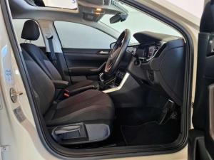 Volkswagen Polo hatch 1.0TSI Life manual - Image 29