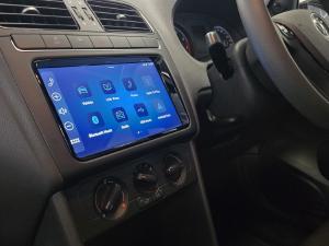 Volkswagen Polo Vivo hatch 1.6 Life - Image 4