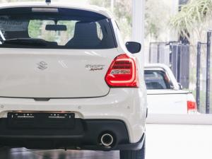 Suzuki Swift 1.4T Sport auto - Image 11