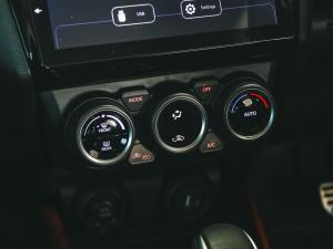 Suzuki Swift 1.4T Sport auto - Image 17