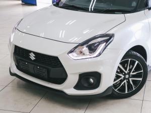 Suzuki Swift 1.4T Sport auto - Image 2