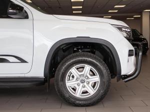 Volkswagen Amarok 2.0TDI double cab Life 4Motion auto - Image 6