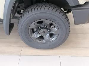 Toyota Land Cruiser 79 4.2D single cab - Image 15
