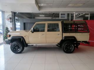 Toyota Land Cruiser 79 2.8GD-6 double cab