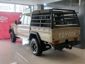 Toyota Land Cruiser 79 2.8GD-6 double cab - Image 8