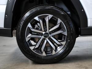 Haval H7 2.0T 4WD Super Luxury - Image 10