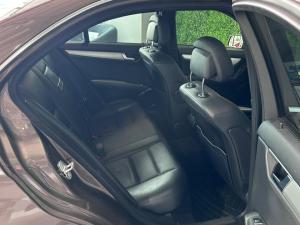 Mercedes-Benz C-Class C200CDI Avantgarde - Image 11