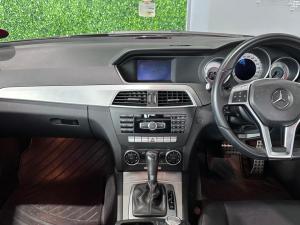 Mercedes-Benz C-Class C200CDI Avantgarde - Image 12
