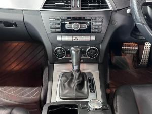 Mercedes-Benz C-Class C200CDI Avantgarde - Image 8
