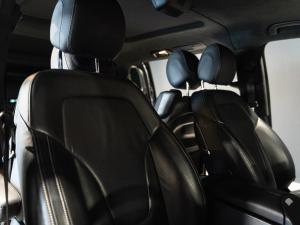 Mercedes-Benz V-Class V300d Exclusive - Image 10