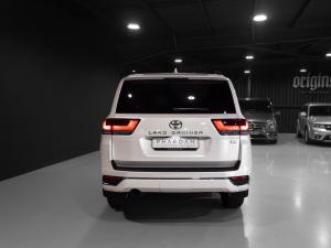 Toyota Land Cruiser 300 3.3D ZX - Image 4