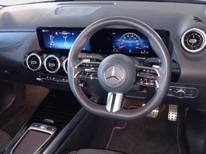 Mercedes-Benz GLA GLA200 Progressive - Image 11