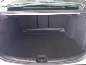 Mercedes-Benz C-Class C220d Avantgarde - Image 10