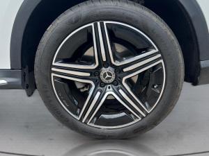 Mercedes-Benz GLC GLC300d 4Matic Avantgarde - Image 16