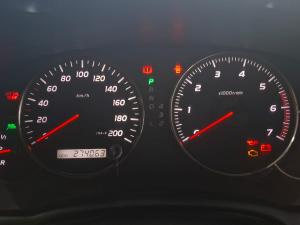 Toyota Land Cruiser Prado 4.0 VX - Image 10