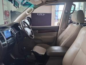 Toyota Land Cruiser Prado 4.0 VX - Image 12