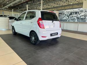 Hyundai i10 1.1 Motion - Image 7