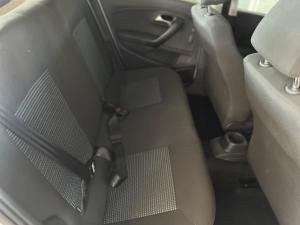 Volkswagen Polo Vivo hatch 1.6 Comfortline auto - Image 7