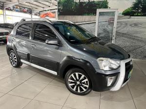 Toyota Etios Cross 1.5 Xs - Image 1