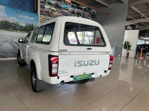Isuzu D-Max Gen 6 250 single cab Fleetside safety - Image 4