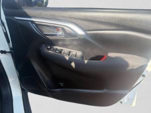 Suzuki Grand Vitara 1.5 GL manual - Image 10