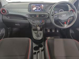 Hyundai Grand i10 1.0 Premium hatch - Image 13
