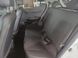Hyundai Grand i10 1.0 Premium hatch - Image 16