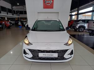 Hyundai Grand i10 1.0 Premium hatch - Image 3