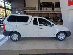 Nissan NP200 1.6i - Image 10