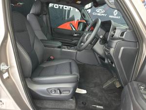 Toyota Land Cruiser Prado 2.8GD VX-L - Image 13