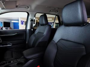 Ford Everest 2.0 BiTurbo XLT - Image 10