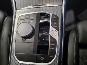 BMW 3 Series 320i M Sport - Image 11