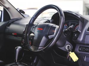 Isuzu D-Max 300 3.0TD double cab X-Rider - Image 4