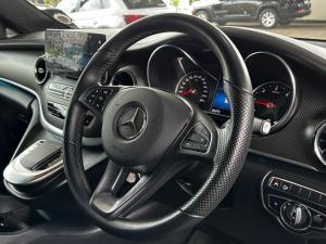 Mercedes-Benz V-Class V300d Avantgarde - Image 13