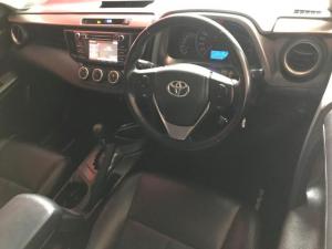 Toyota RAV4 2.0 GX auto - Image 10