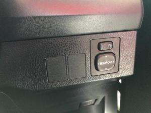 Toyota RAV4 2.0 GX auto - Image 12