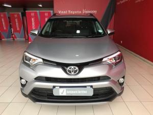 Toyota RAV4 2.0 GX auto - Image 2