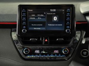 Toyota Corolla Cross 1.8 GR-Sport - Image 13