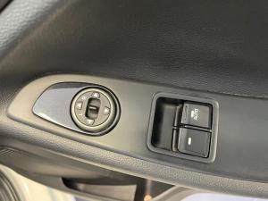 Hyundai i20 1.2 Motion - Image 12