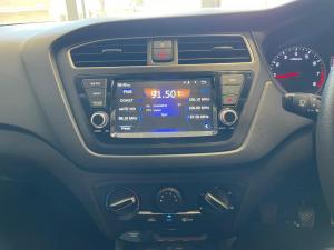 Hyundai i20 1.2 Motion - Image 8