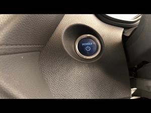 Toyota Corolla Cross 1.8 Hybrid XS - Image 16