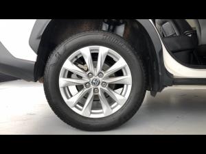 Toyota Corolla Cross 1.8 Hybrid XS - Image 20