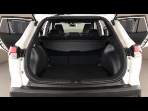 Toyota Corolla Cross 1.8 XS - Image 13