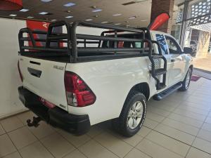 Toyota Hilux 2.4GD-6 Xtra cab SRX - Image 2