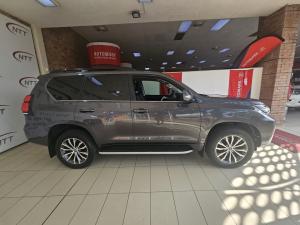 Toyota Land Cruiser Prado 2.8GD VX-L - Image 3