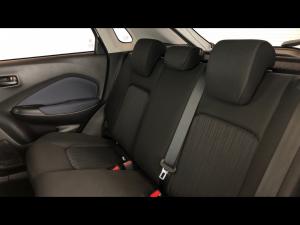 Toyota Starlet 1.5 XS auto - Image 11