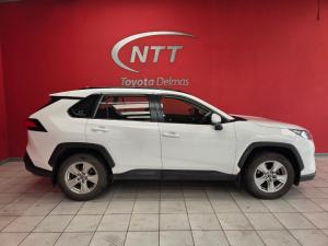 Toyota RAV4 2.0 GX CVT - Image 3